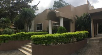 Home For Sale in Ciudad Colon, Mora