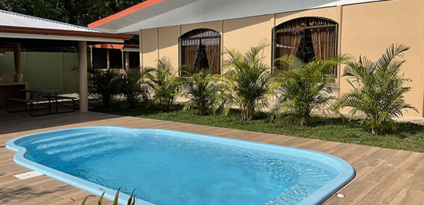 Family Home For Sale in Los Iguanas