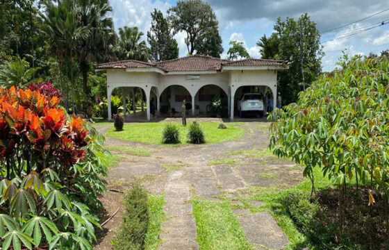 Finca in Guapiles