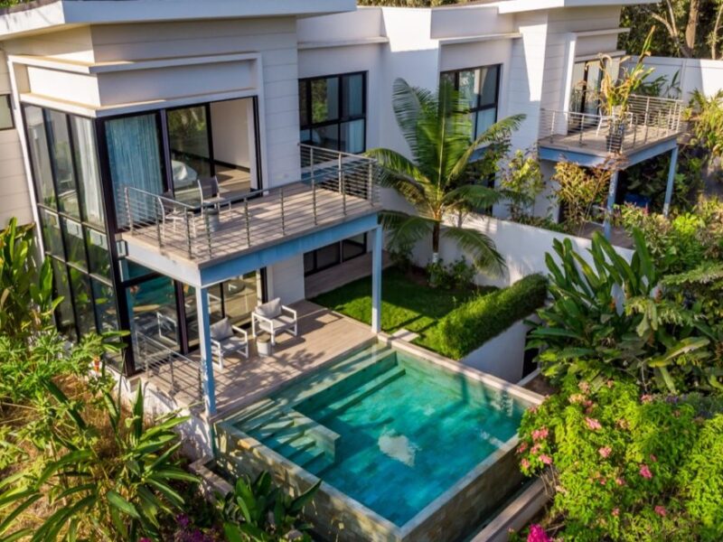 Perfect Condominium For Sale Escaleras