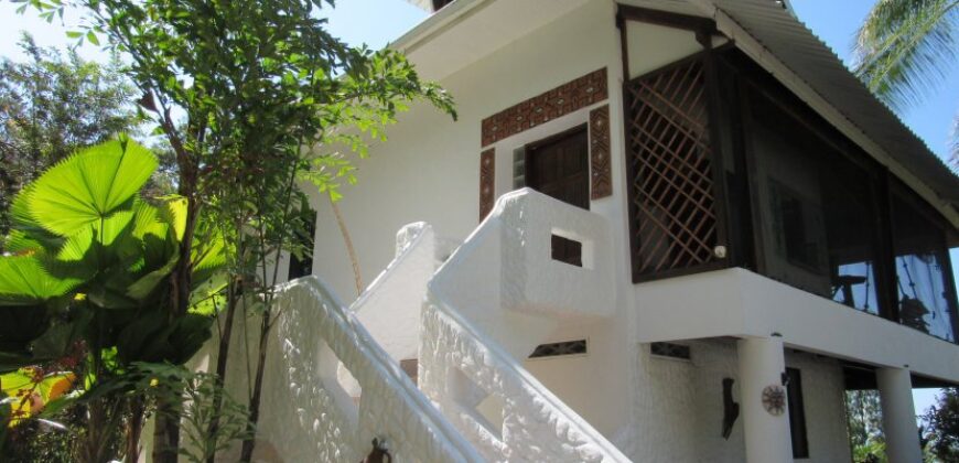Dominical Bed & Breakfast With Cabin For Sale
