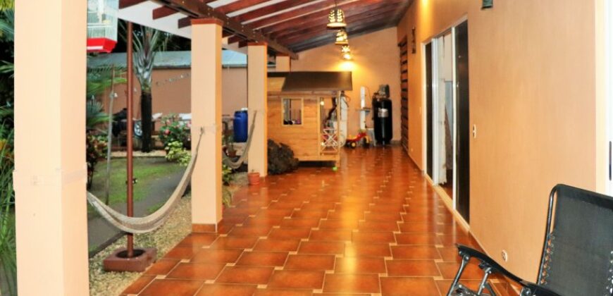 Three Bedroom House For Sale Uvita