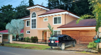 Three Bedroom House For Sale Uvita