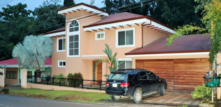 Three Bedroom House For Sale Uvita