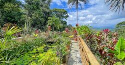 Off-Grid House for Sale Tinamastes