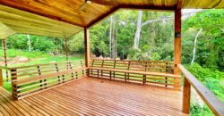 4 Bedroom Home In Escaleras
