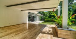 Ocean View Home In Dominical