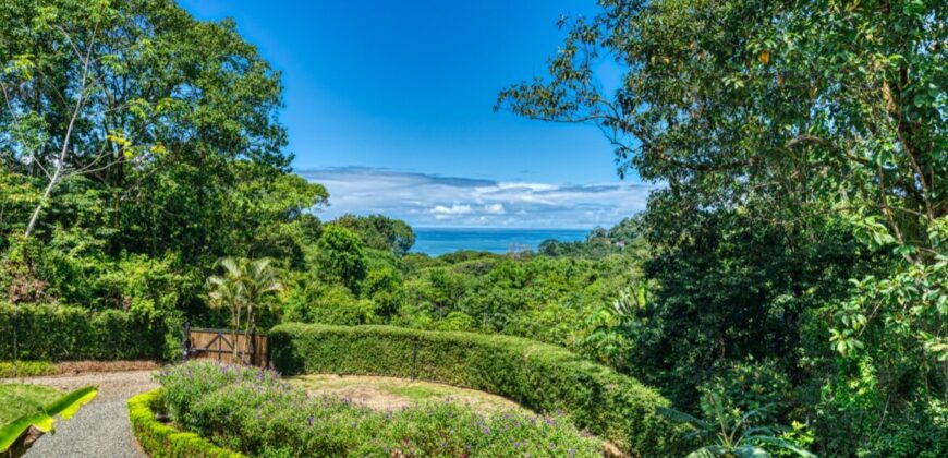 Ocean View Home In Dominical