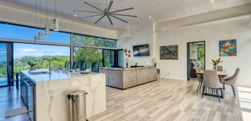 Ocean View Home In Dominical