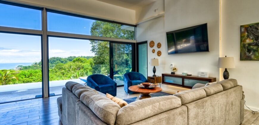Ocean View Home In Dominical