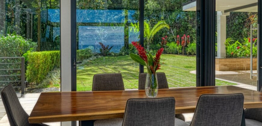 Ocean View Home In Dominical