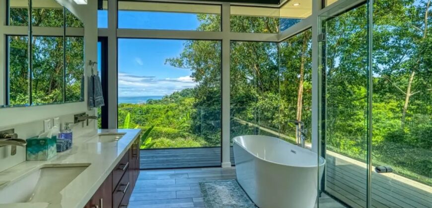Ocean View Home In Dominical