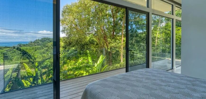 Ocean View Home In Dominical