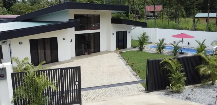 Beautiful Modern Home in Uvita