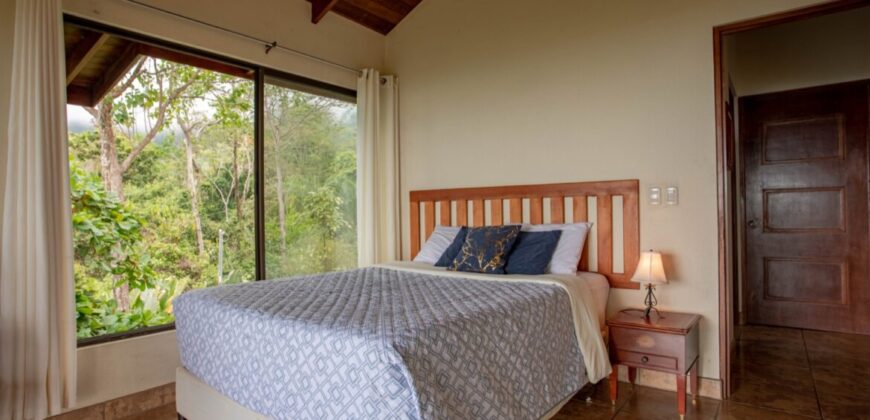 Ocean View 4 Bedroom Home Uvita