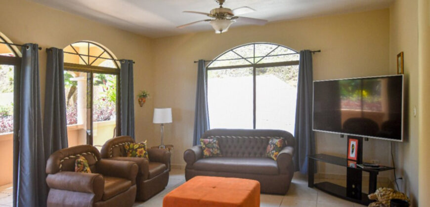 Spacious Home In Ojochal