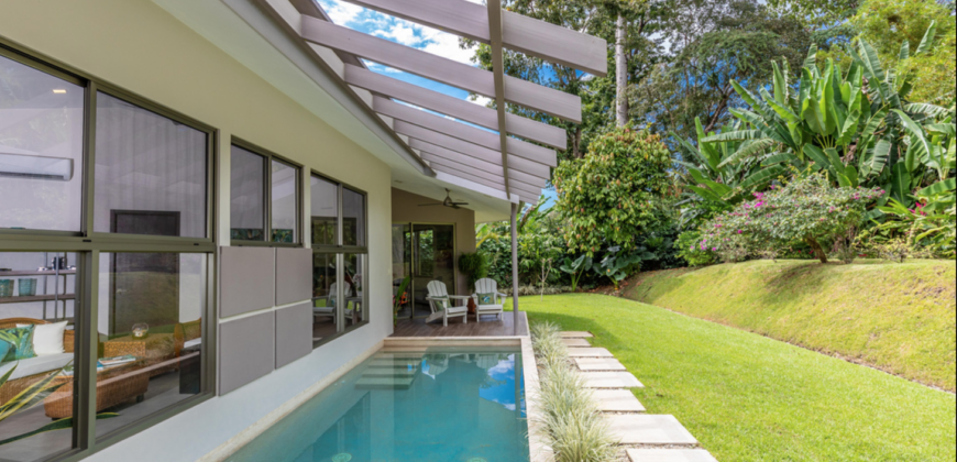 Modern Home in Uvita