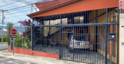 Duplex house in San Francisco Heredia